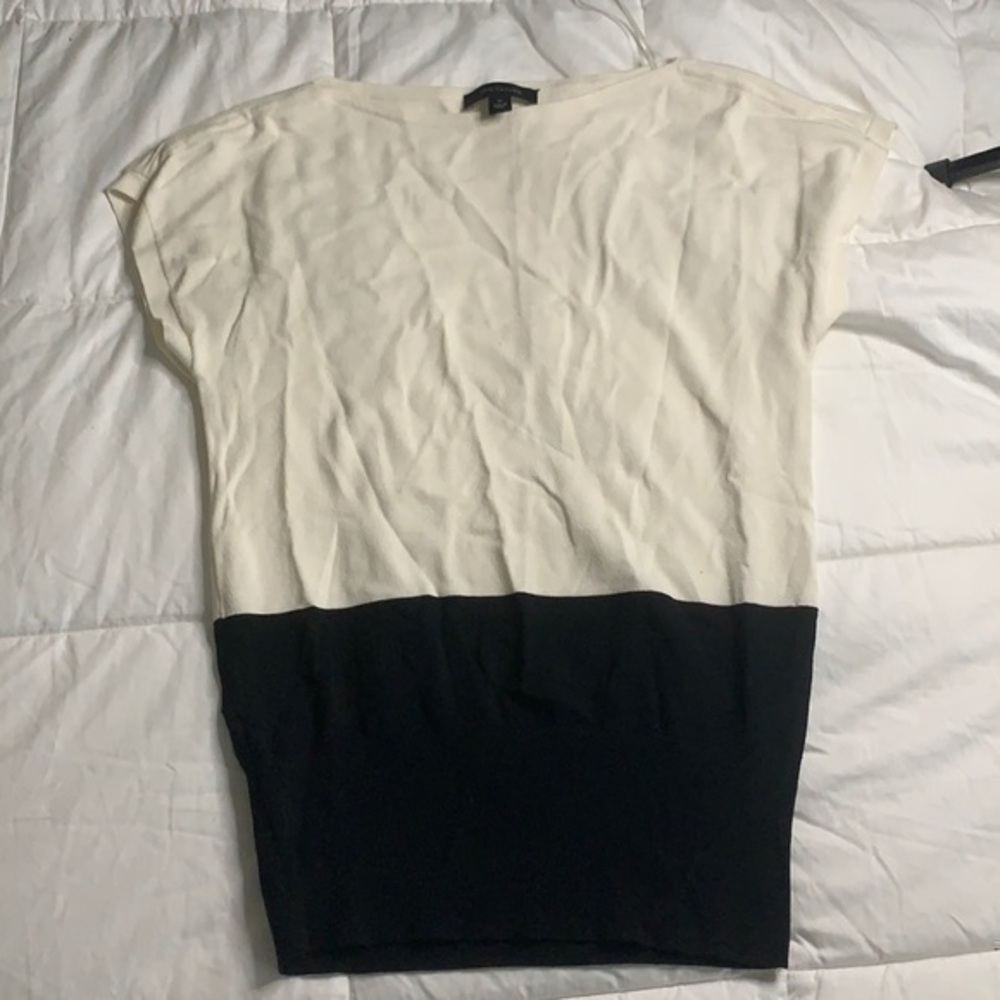 Anne Taylor XS white & black top